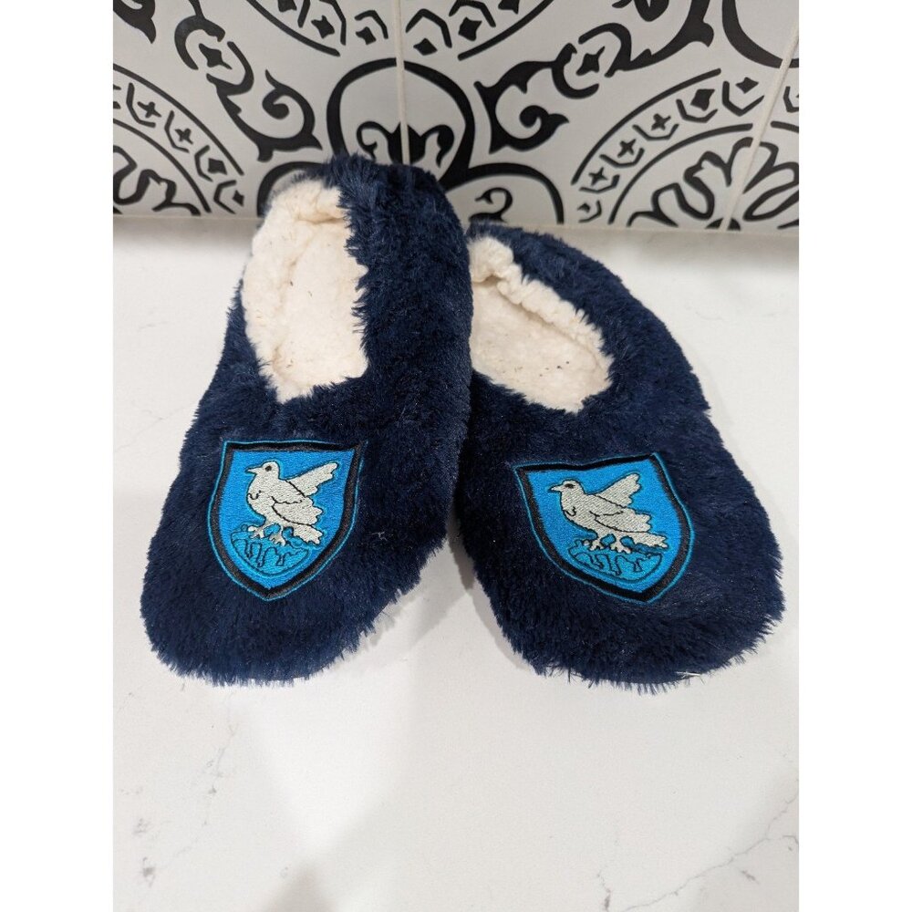 Houses of Hogwarts Harry Potter Deluxe Sherpa Slippers Ravenclaw One size FMost